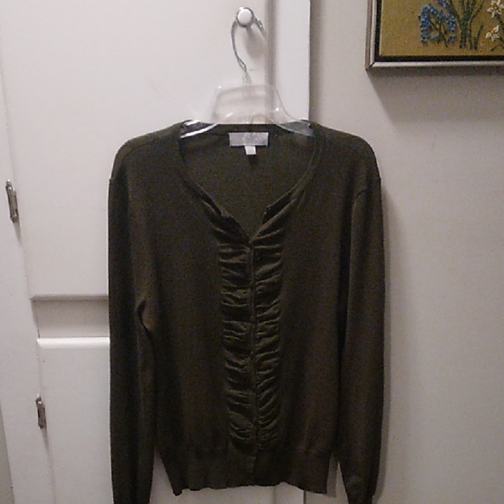 Carolyn Taylor Olive V-Neck Sweater